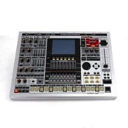 Roland MC-909 Groovebox - DEFEKT