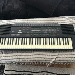 Roland E-28 Intelligent Keyboard