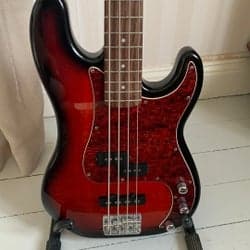 Squire Affinity Precision Bass