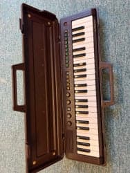 Yamaha PortaSound PS-3 Keyboard