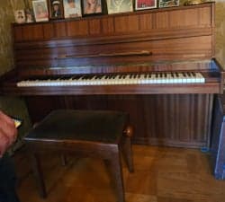 Piano Wilh. Steinmann med pianopall