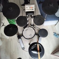 Roland V-Drums HD-1 elektroniskt trumset