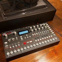 Elektron Analog Four MKI + Decksaver