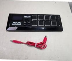 Akai Professional MPX8 Mobil SD Sample Player