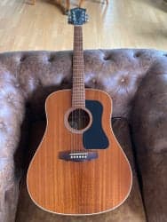 Guild D-25 akustisk gitarr