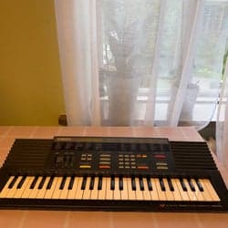 Yamaha PortaSound PSS-290 Vintage Keyboard – Fungerar – Original Adapter