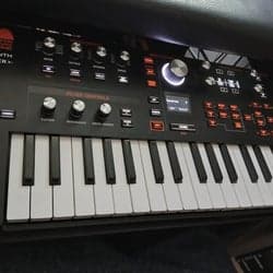 ASM Hydrasynth Explorer Synthesizer