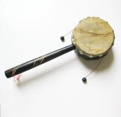 Trumma med handtag och kulor / Monkey Drum i Trä och skin Slag Musikinstrument