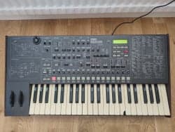 Korg MS2000B Analog Modeling Synthesizer/Vocoder