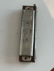 Hohner Super Chromonica tillverkad i slutet av 1930-talet eller 1940-talet.