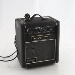 Förstärkare, Bass Amplifier Maxwatt Hurricane. Samfraktas ej.