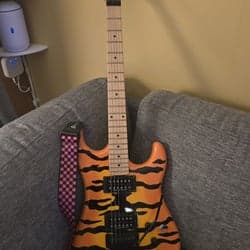 Kramer Pacer Vintage Tiger Stripe – Seymour Duncan – Floyd Rose
