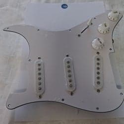 Stratocaster gitarr plektrumskyddkpl