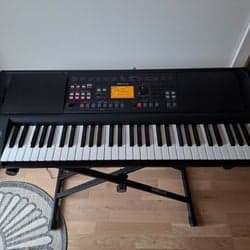 Korg EK-50 L Entertainer Keyboard