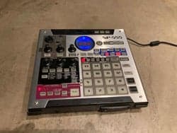 Roland SP-555 Sampler - Excellent Condition w/ 2GB CF Card