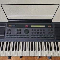 GEM WS2 II Keyboard Workstation med stativ och disketter