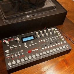 Elektron Analog Four MKI + Decksaver