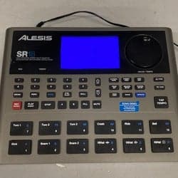 Alesis SR18 Trummaskin / Drum Machine med Strömförsörjning