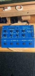 Roland GR-300 Polyphonic Guitar Synthesizer