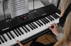 Alesis Melody 61 MKII Digitalpiano