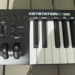 M-Audio Keystation 61 MK3 MIDI-keyboard - knappt använd