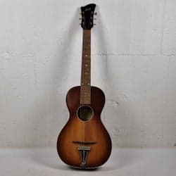 Akustisk gitarr - Herman Carlson Levin - Stränginstrument - 1900-tal - Vintage