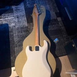 Hohner arbour Precision Bass Elbas