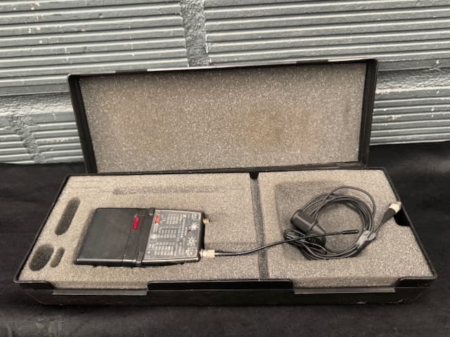 SENNHEISER SK 3063 + MKE 40-4