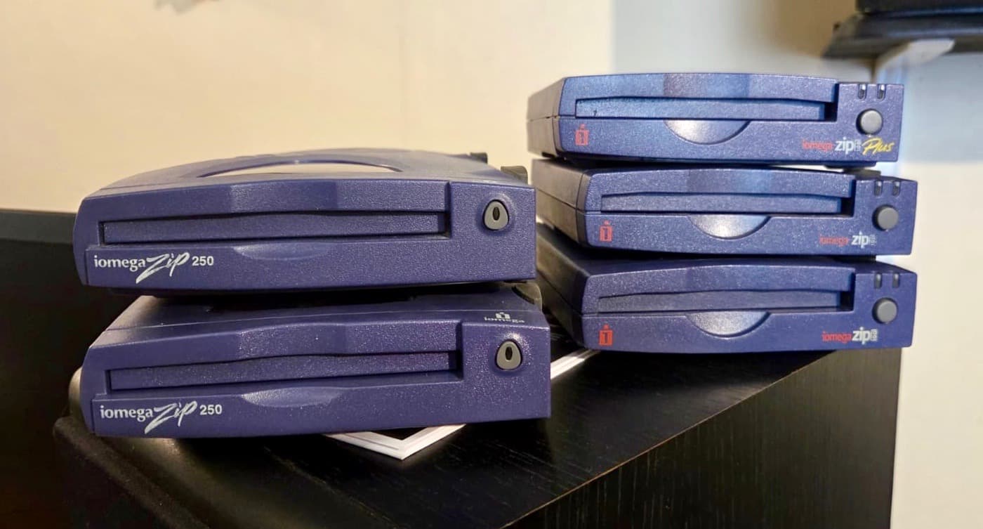 Vends lot de 5 lecteurs ZIP IOMEGA - Port Parallèle
