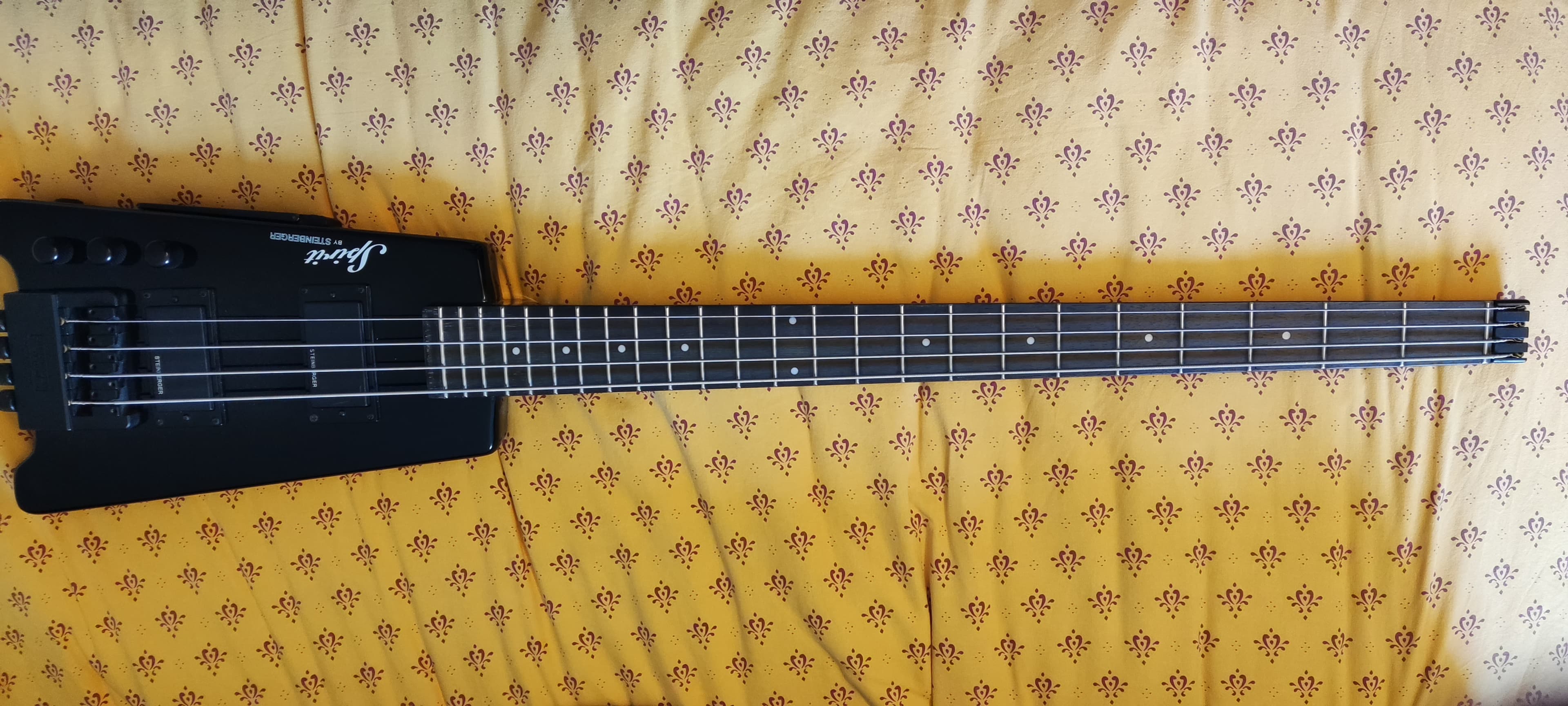Vends Steinberger Spirit XT-2 gaucher état neuf