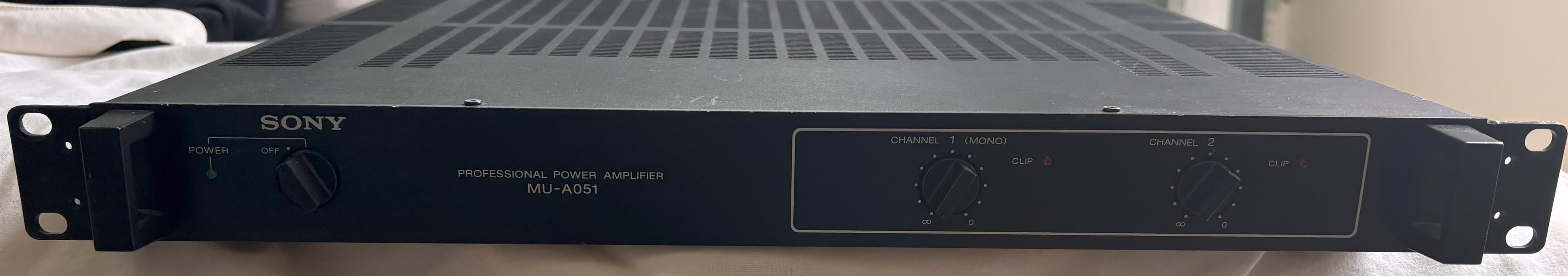 Ampli Sony MU A 051