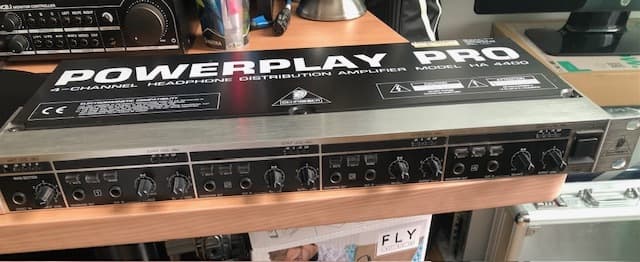 Vends Behringer Power Pro HA 4400
