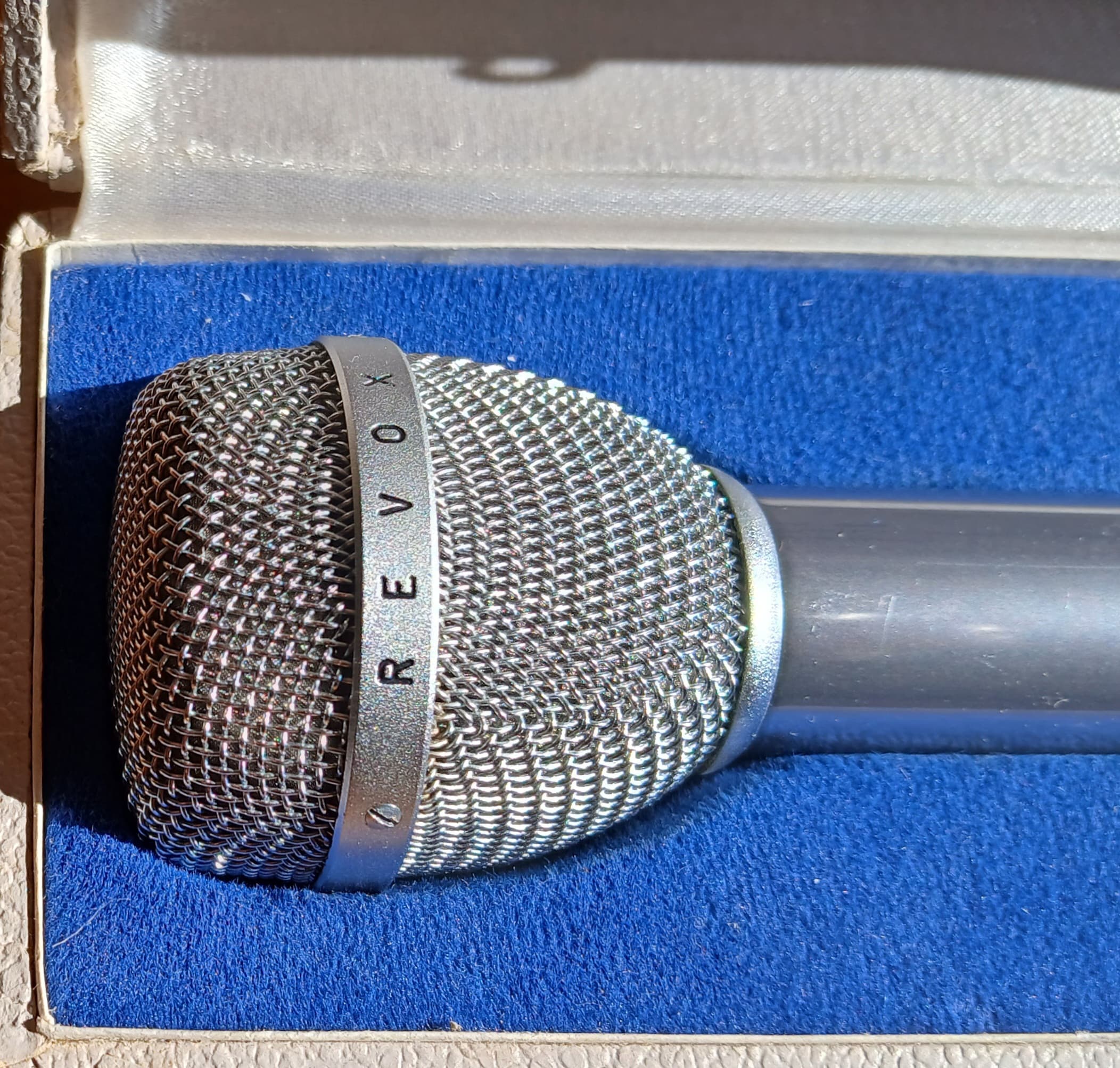Vends "Revox" Beyerdynamic m69
