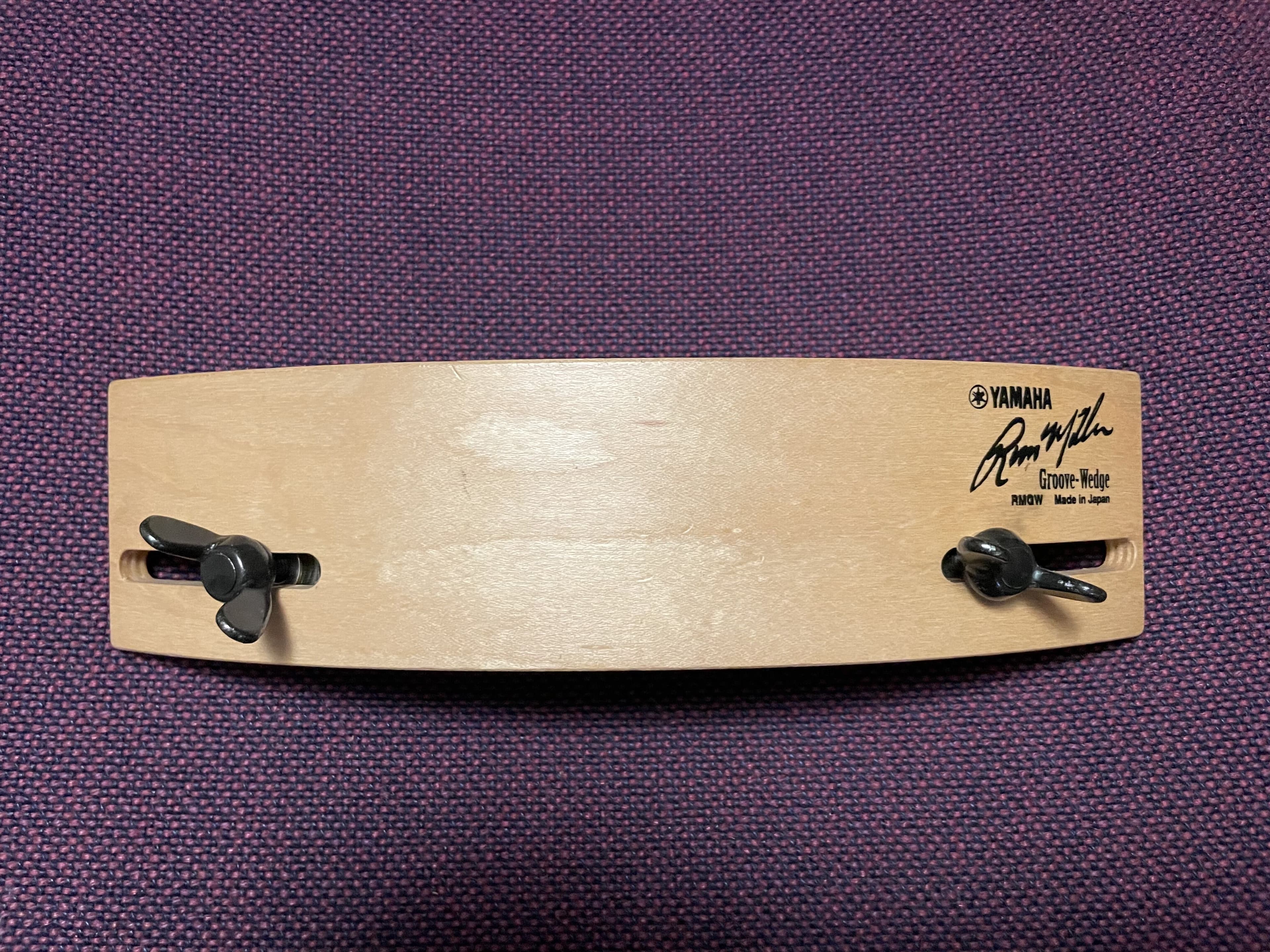 Vends Yamaha Groove Wedge signature "Russ Miller"