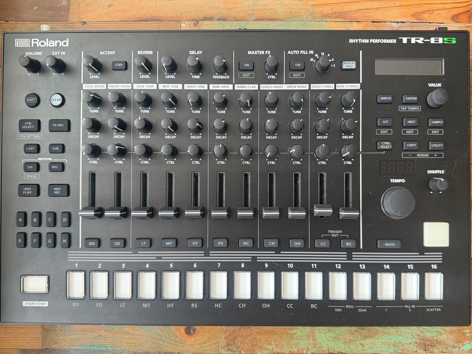 Vends TR8S.