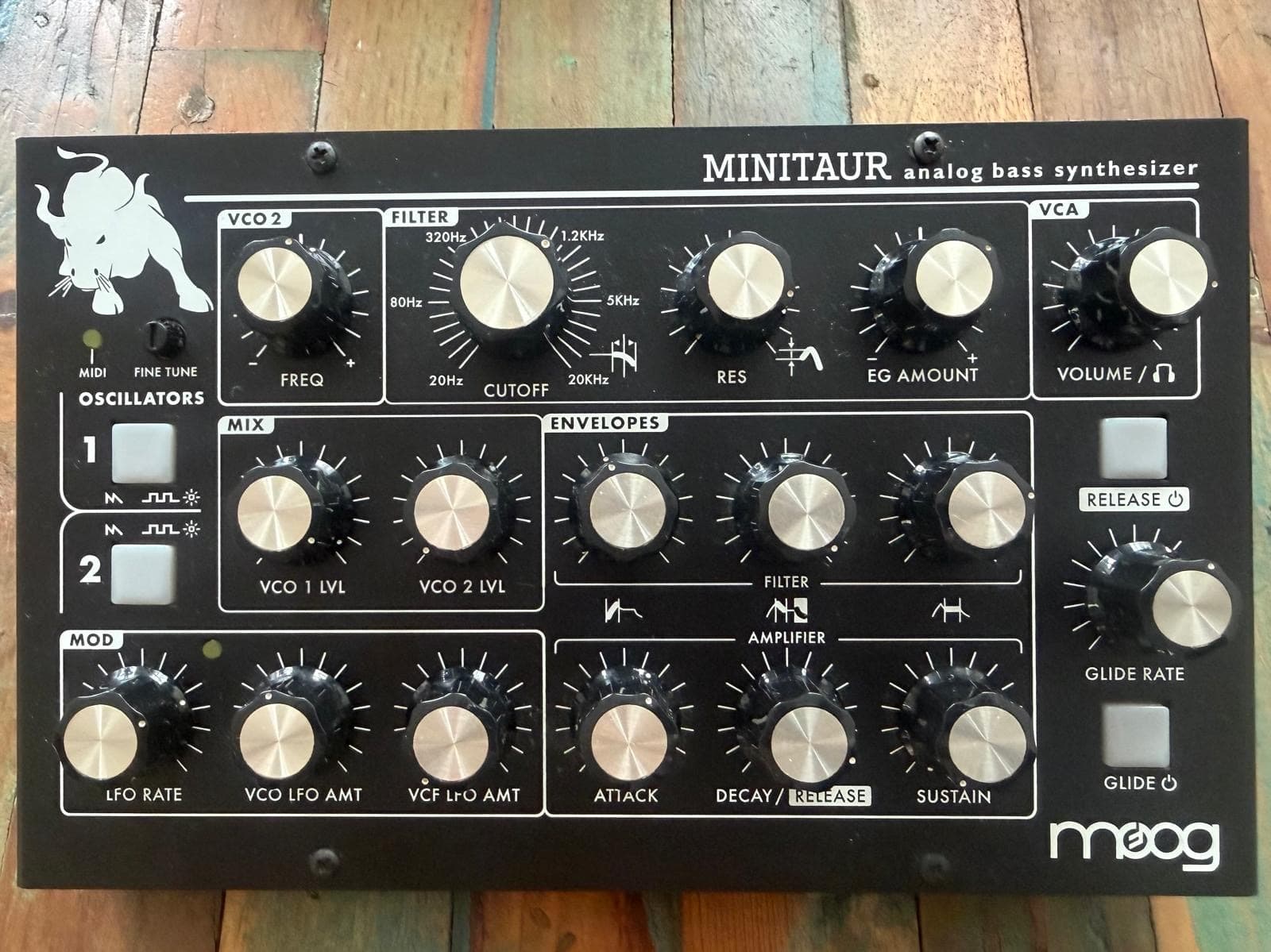 Vends Moog Minitaur