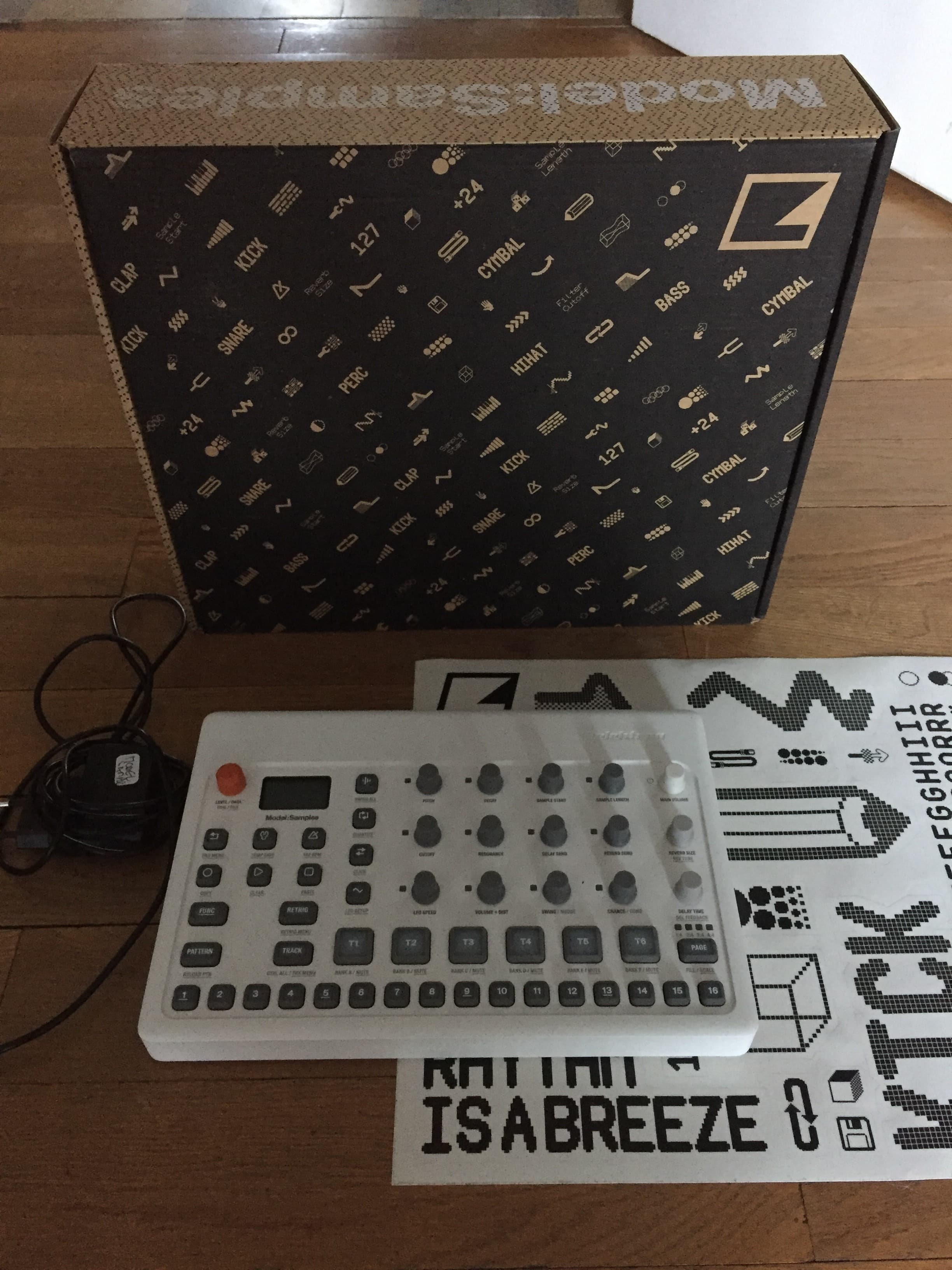 Vends Elektron Model:Samples