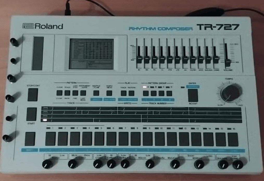 Roland TR 727
