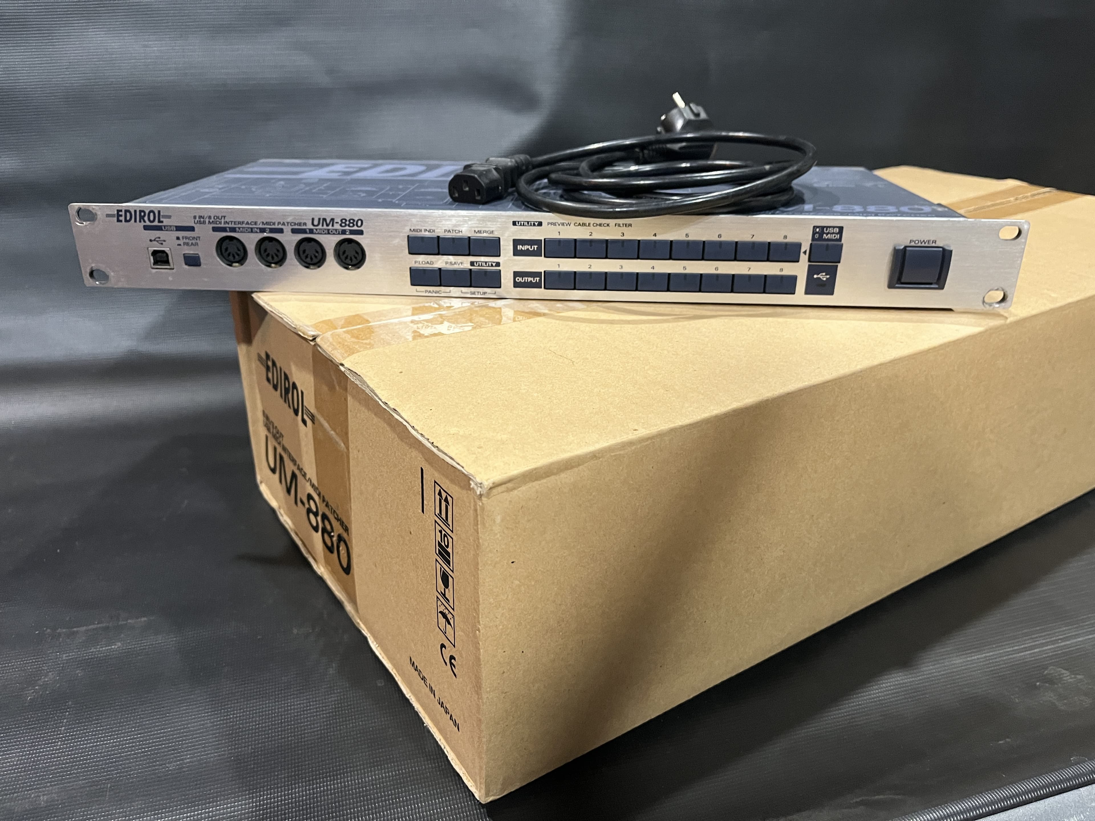 vends edirol UM-880