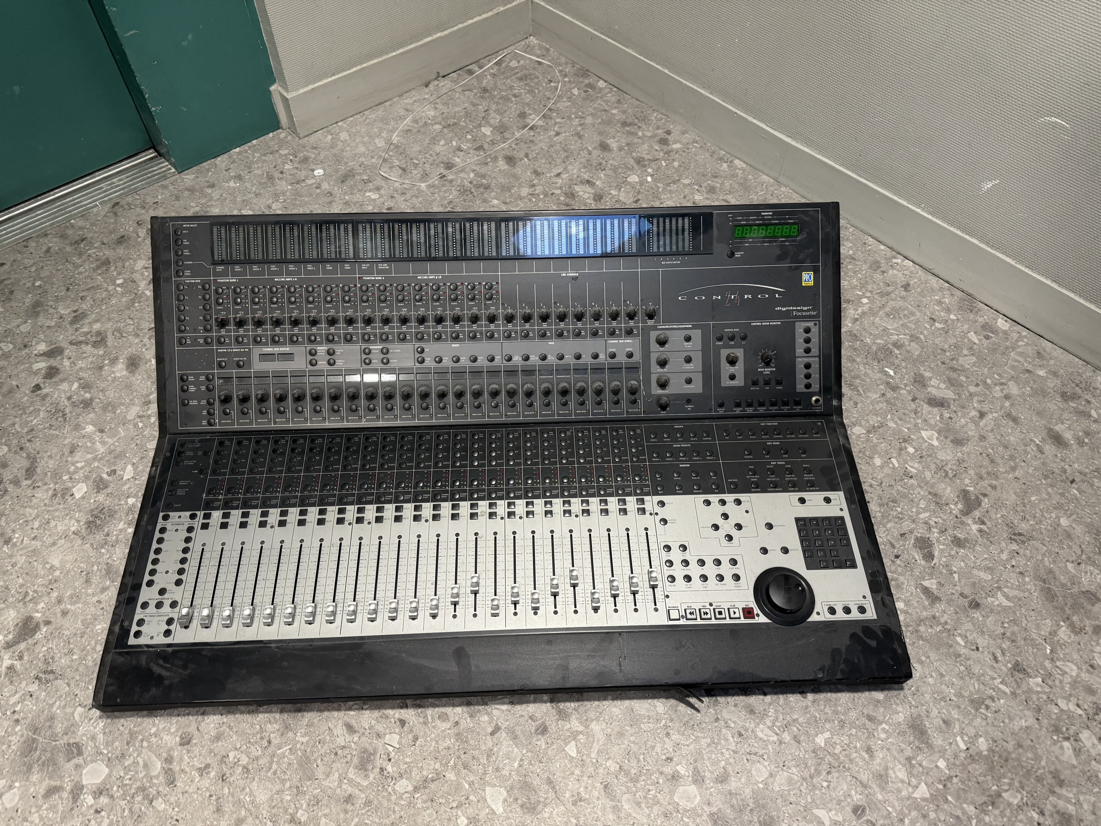 Console Control 24 Digidesign