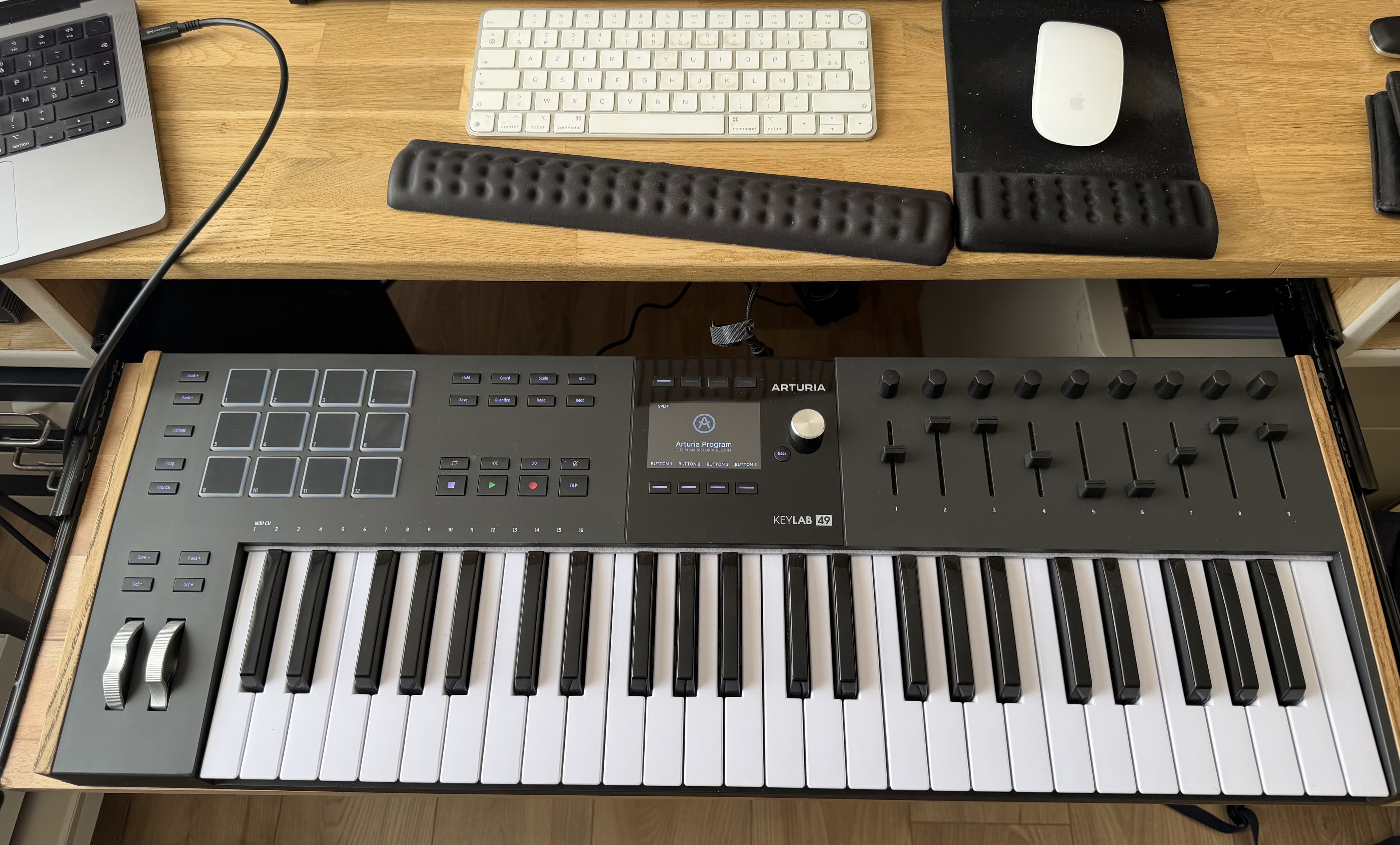 A vendre ARTURIA Keylab 49 MK3 Noir