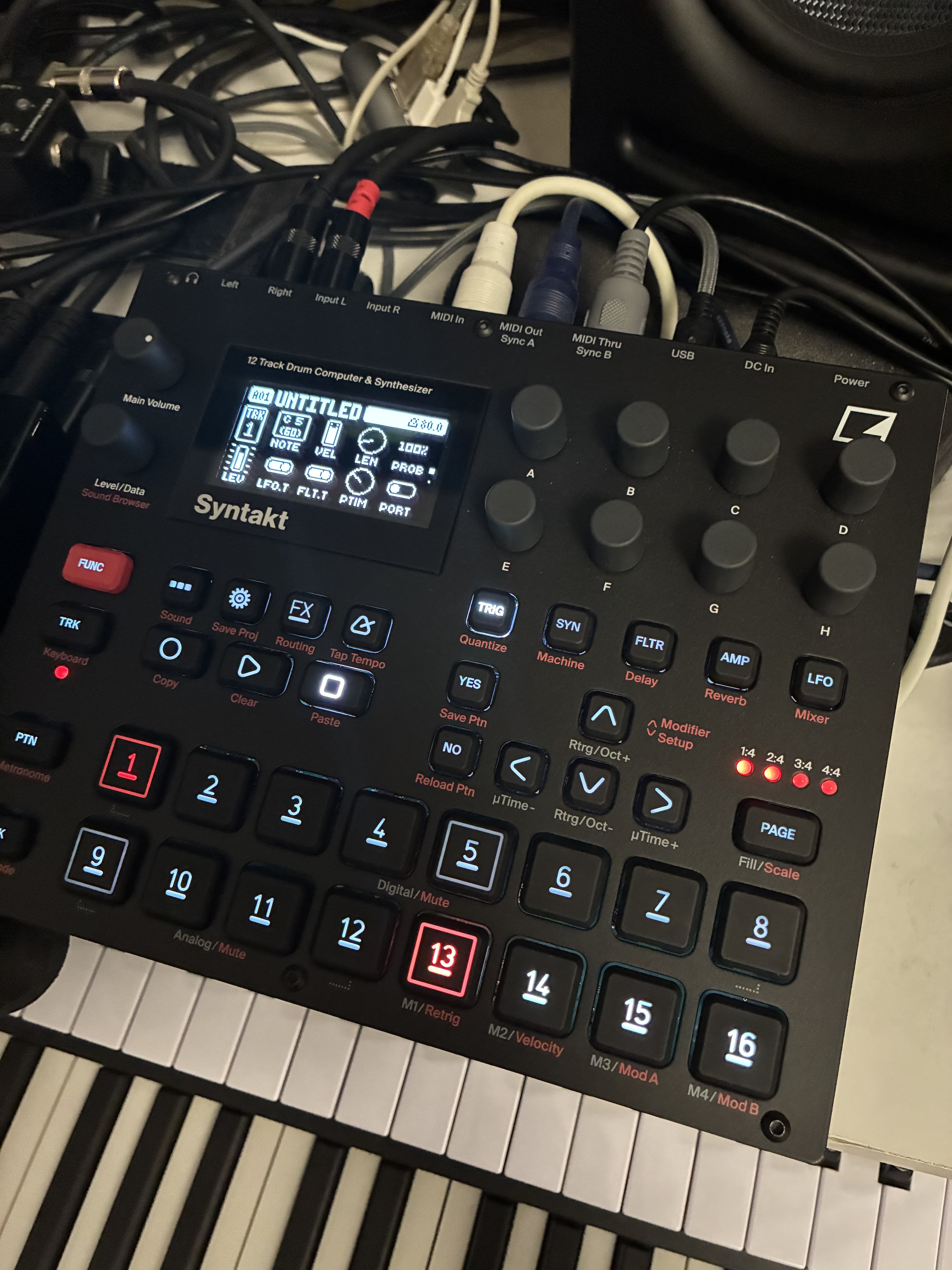 Elektron Syntakt + decksaver