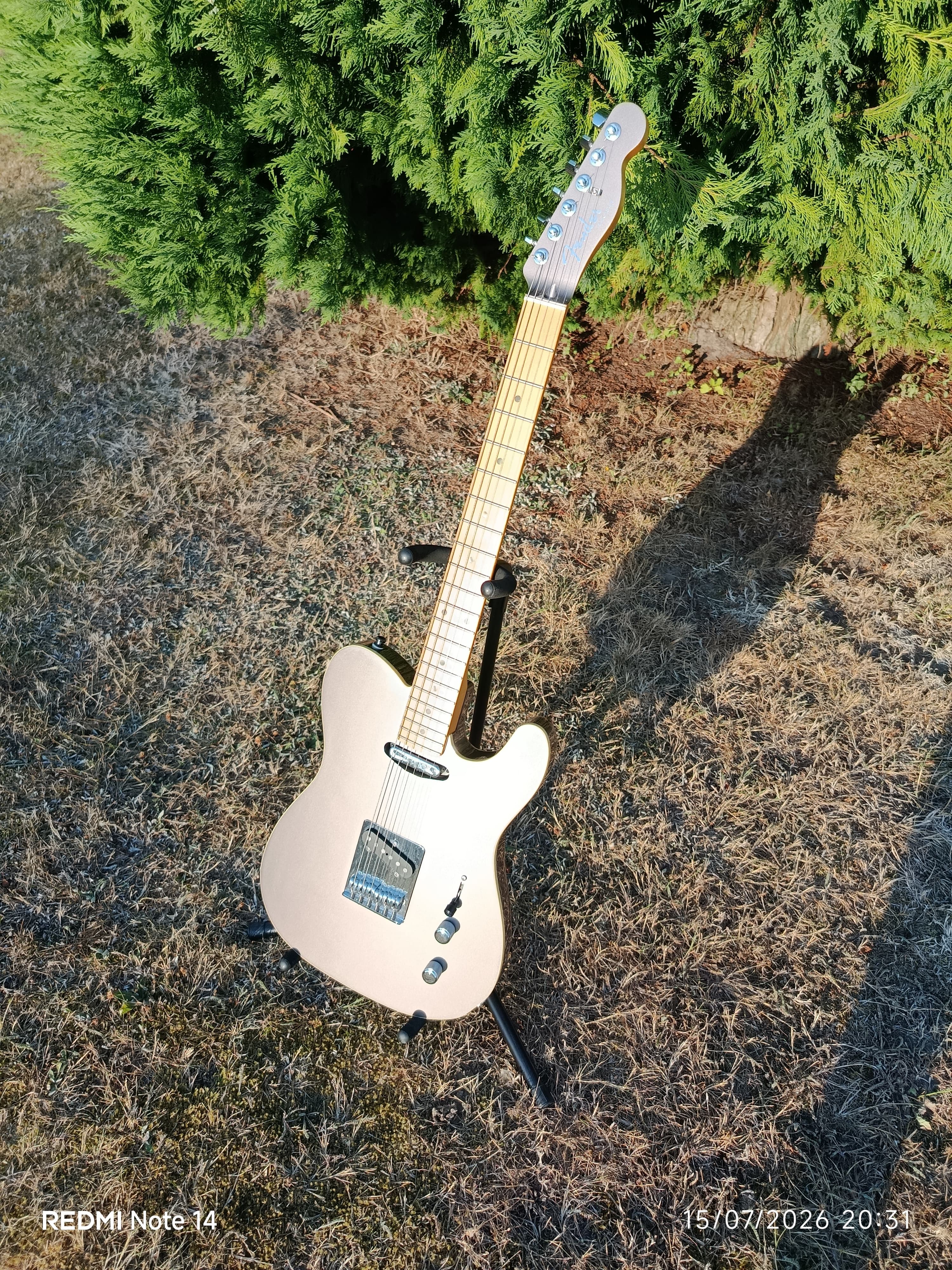 Fender Telecaster aerodyne made in Japan en TBEG, étui rigide