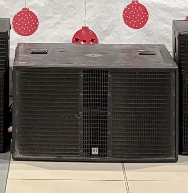 Vends caisson de basse LSUB 4000A