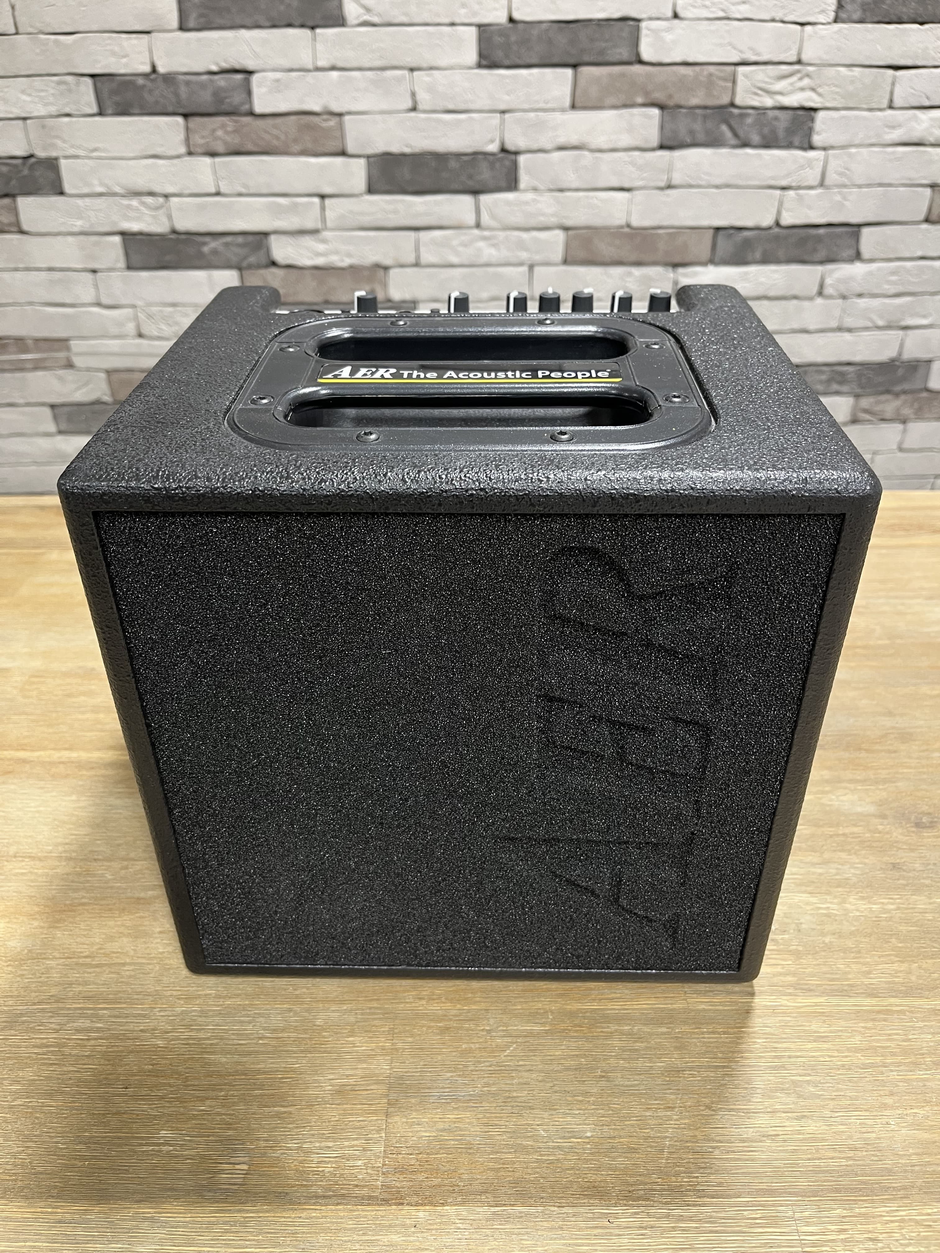 AER Alpha 40w