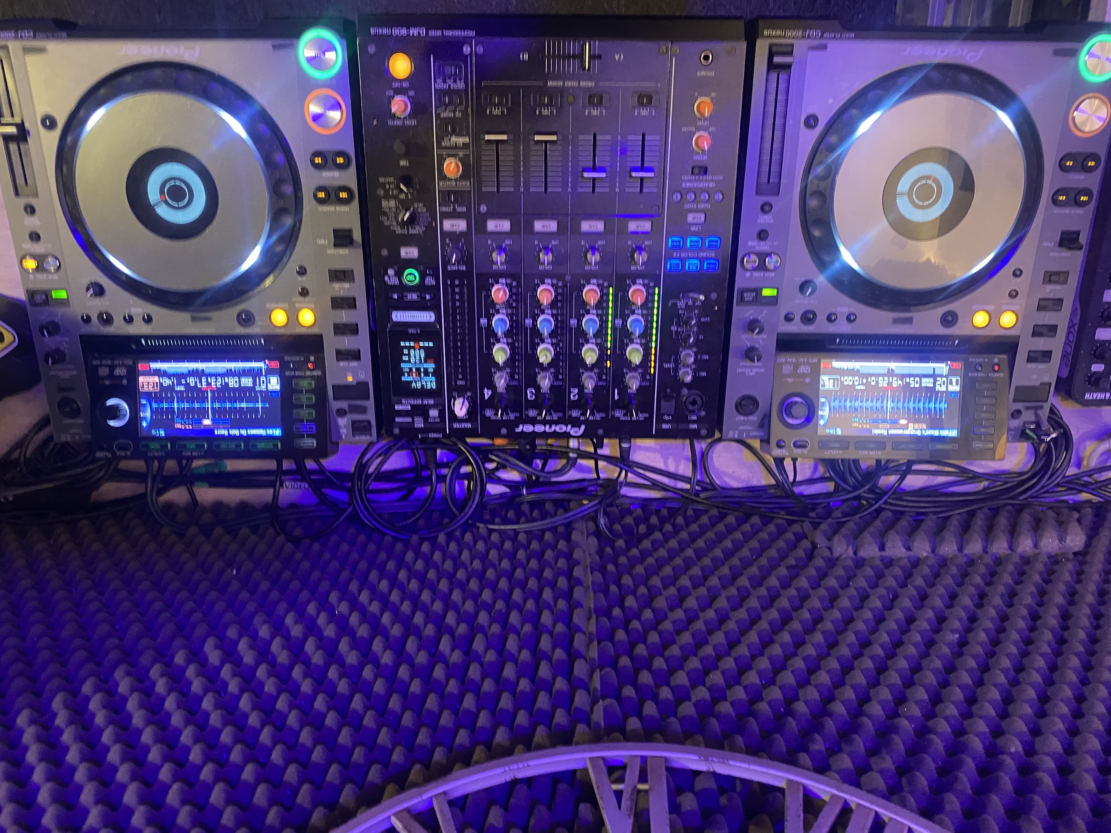 Paire de Pioneer CDJ 2000 Nexus TBE