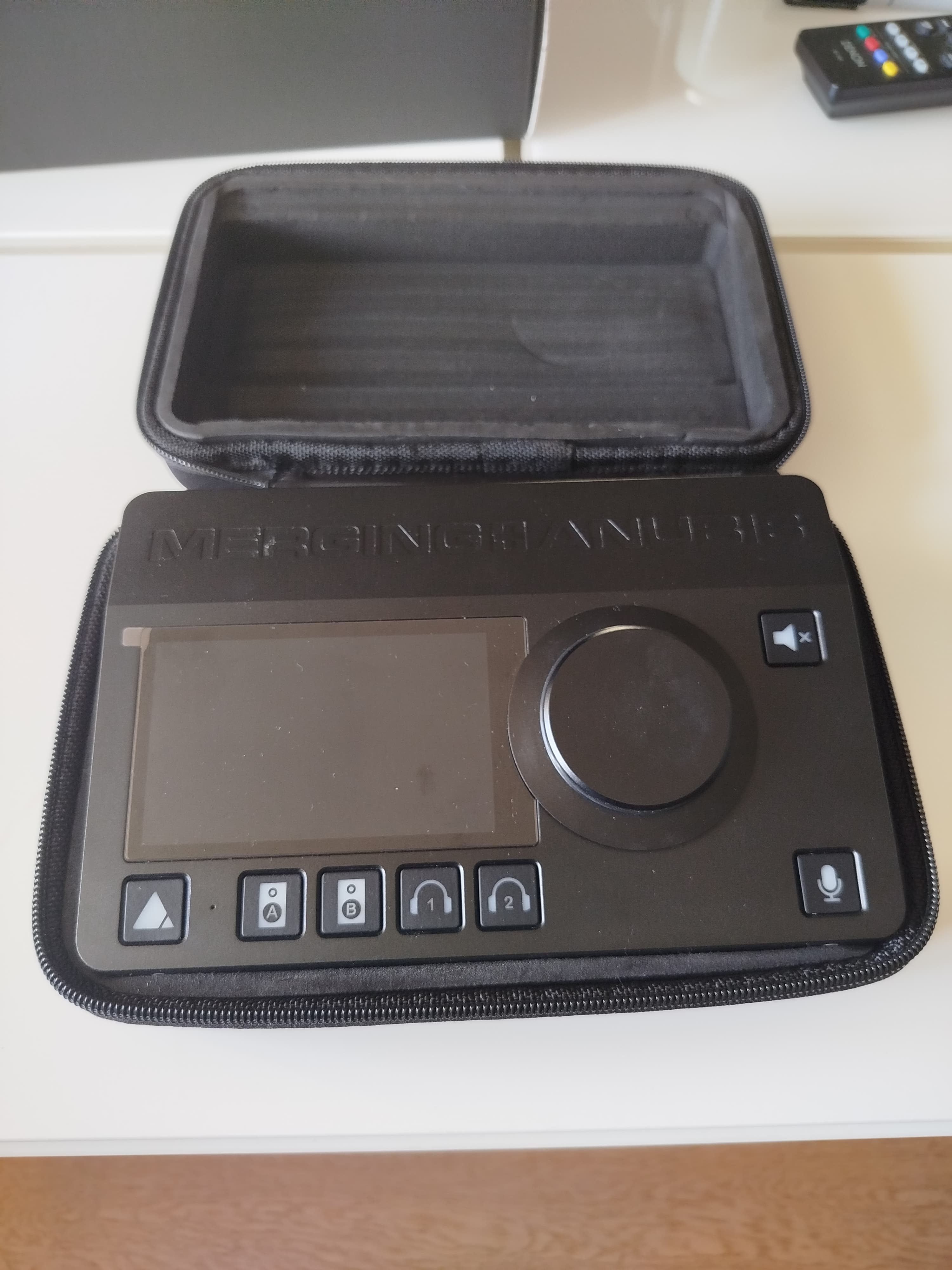VENDS INTERFACE AUDIO/RESEAU