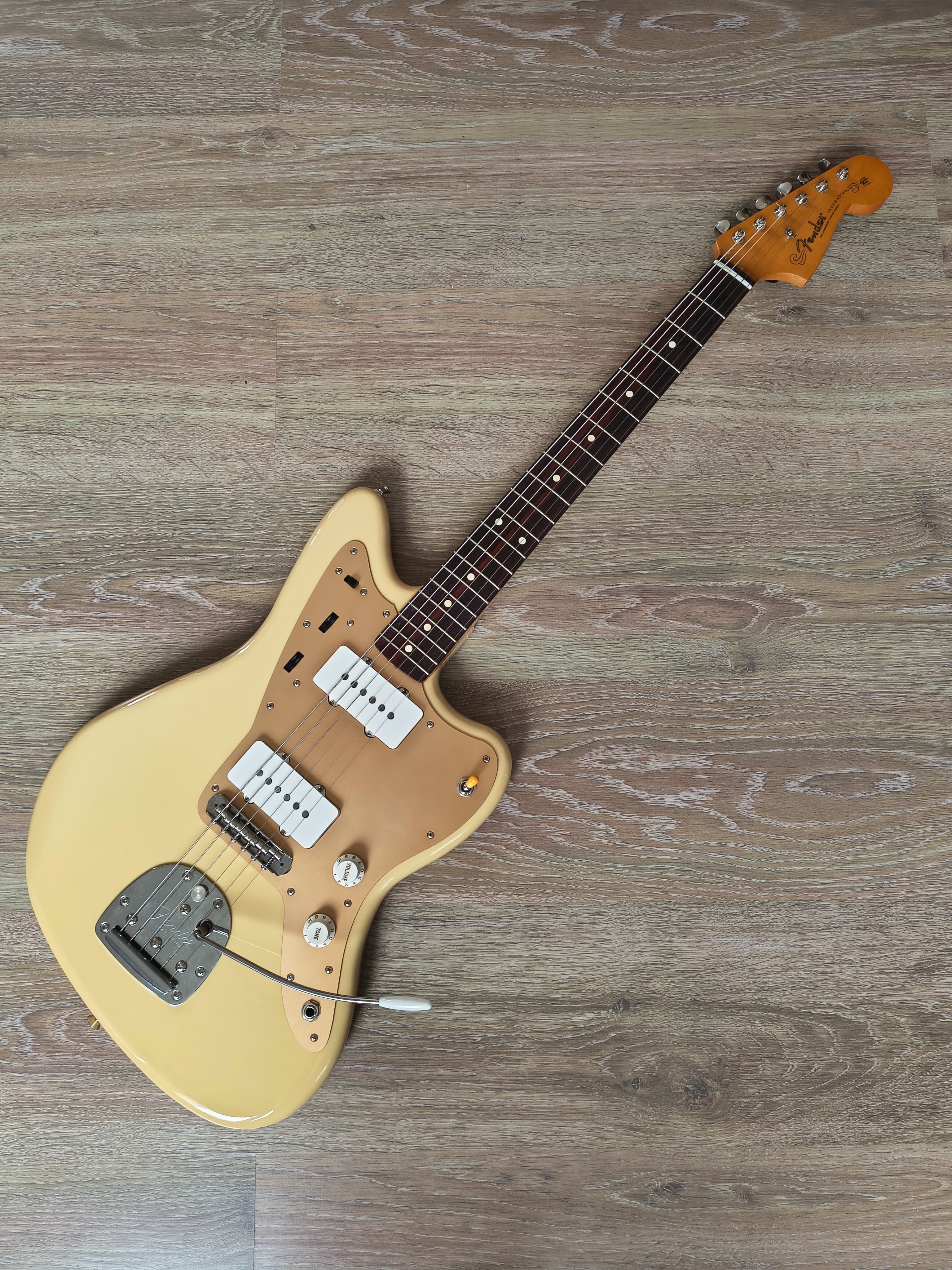 Fender Jazzmaster Vintera II upgrade + housse