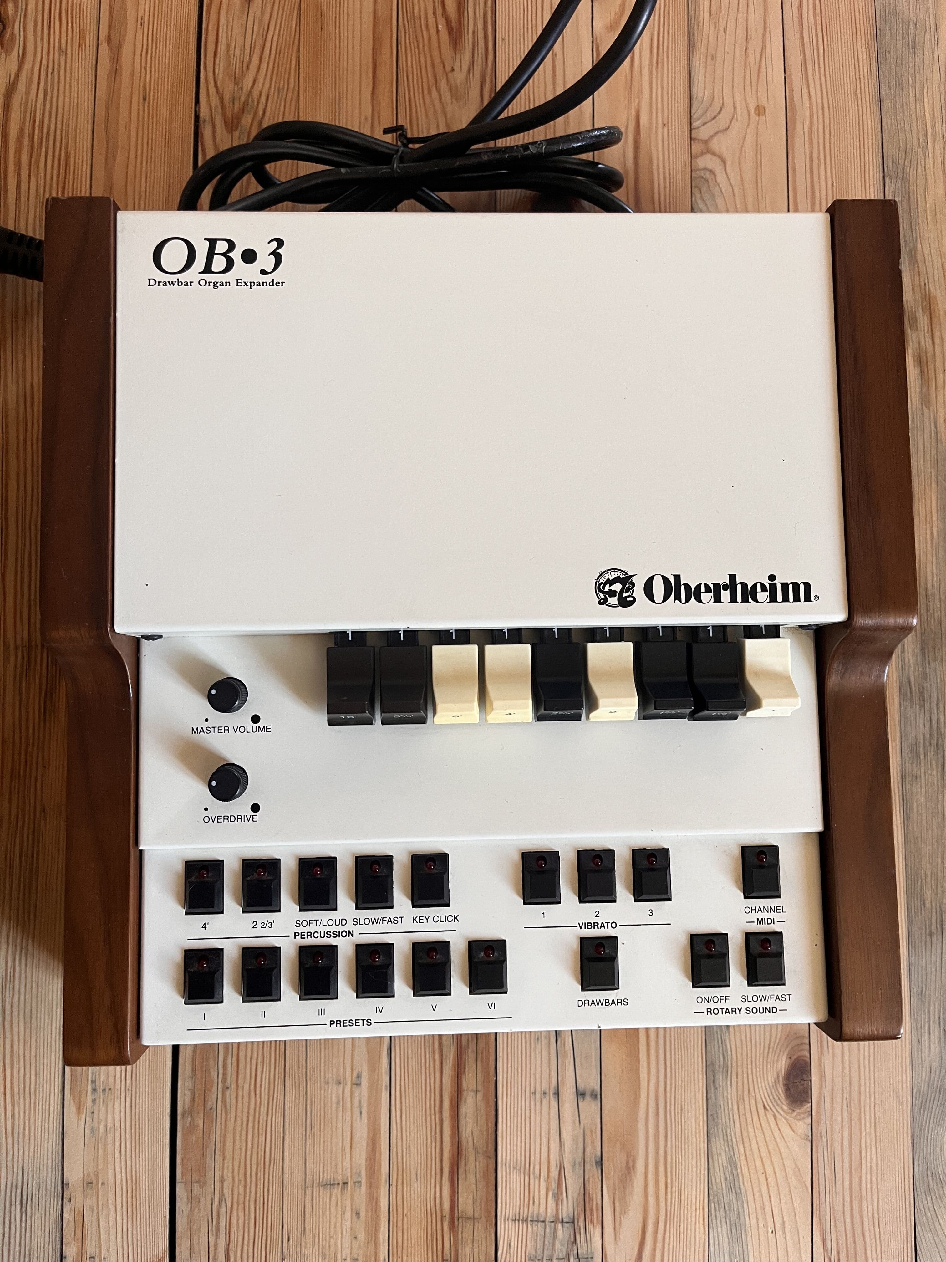 Oberheim OB-3 - Module d’orgue MIDI à tirettes