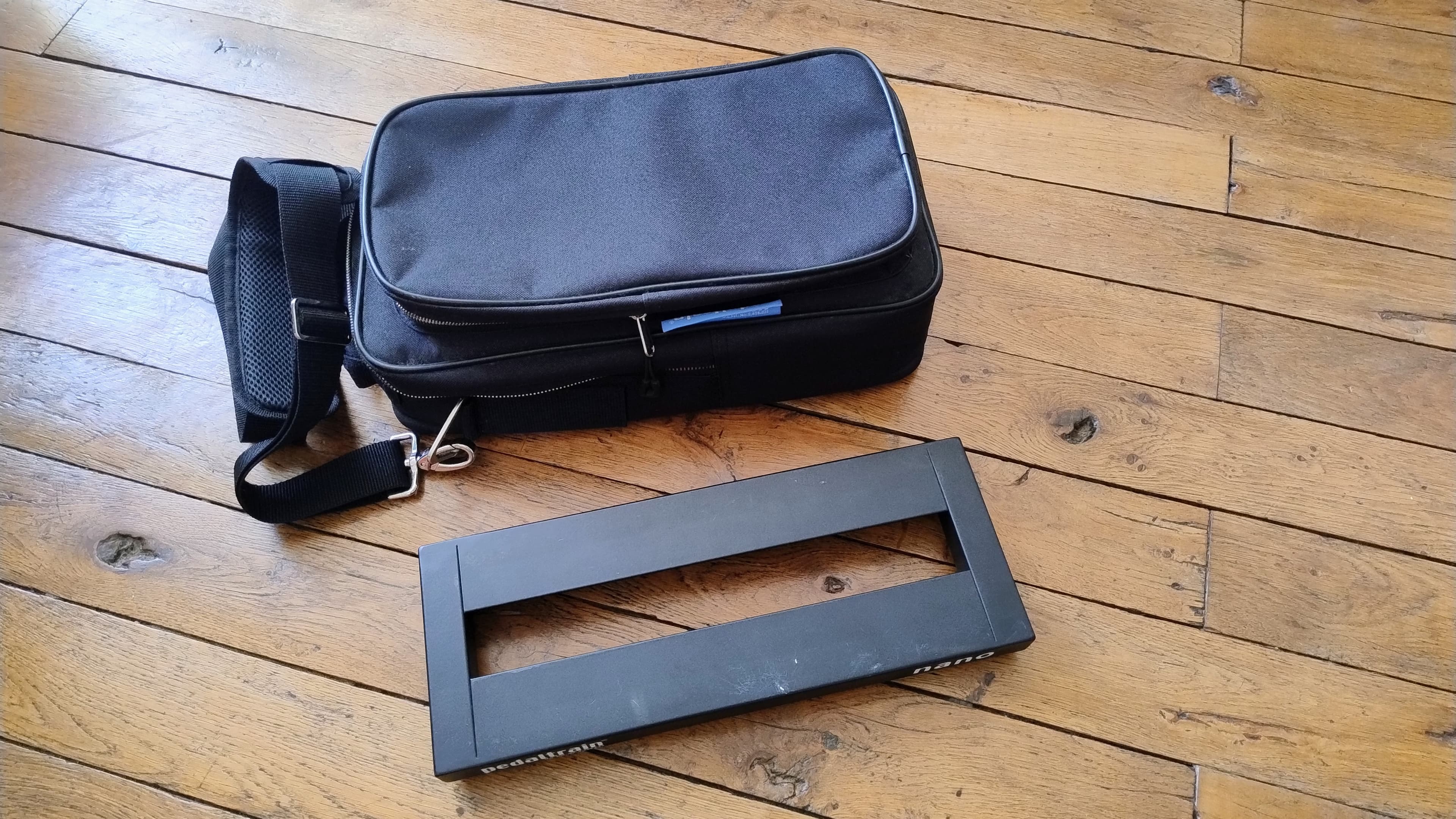 Vends Pedaltrain Nano